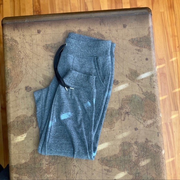 CALVIN KLEIN PERFORMANCE grey joggers Size Large - Picture 1 of 3